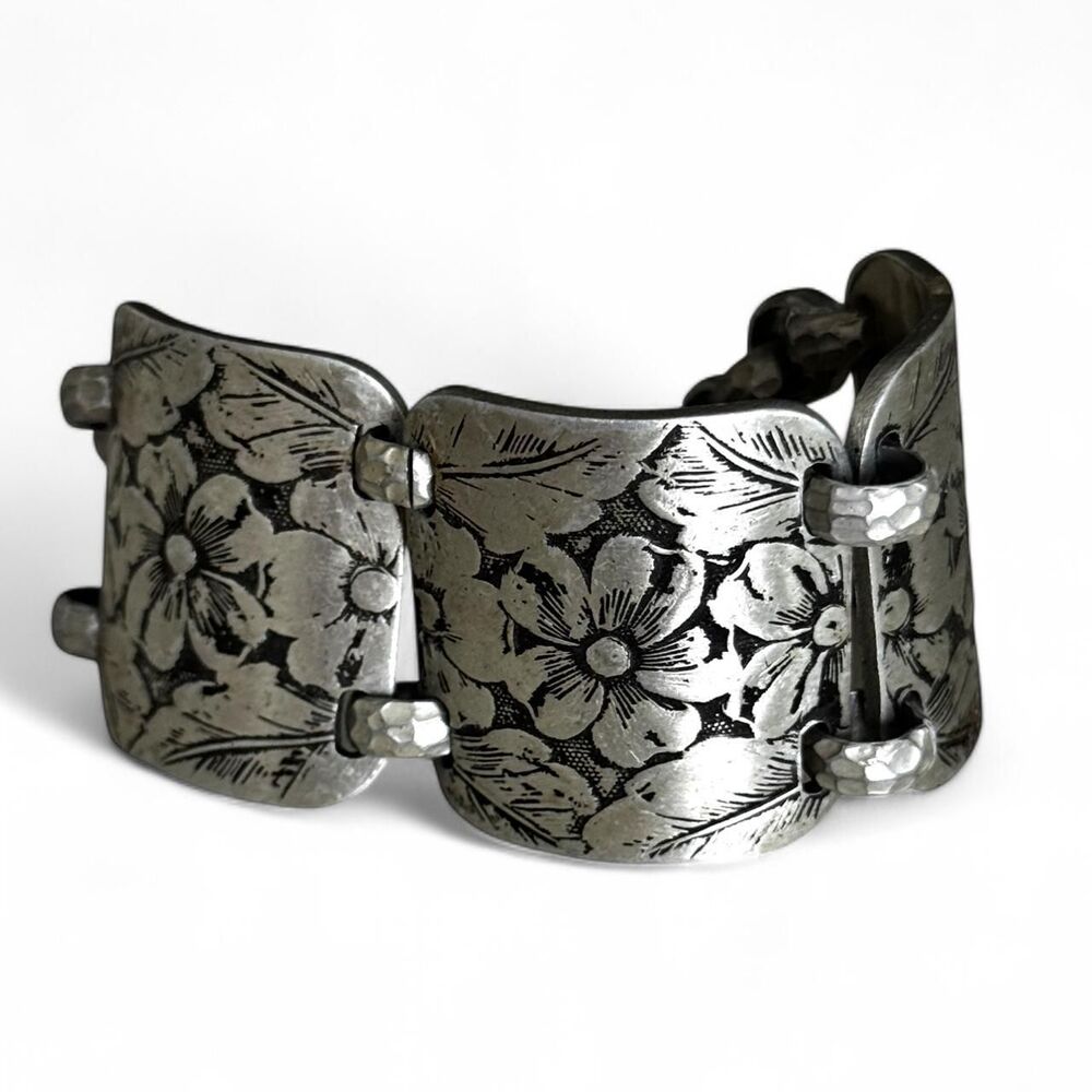 Amazing Vintage Floral Link Bracelet